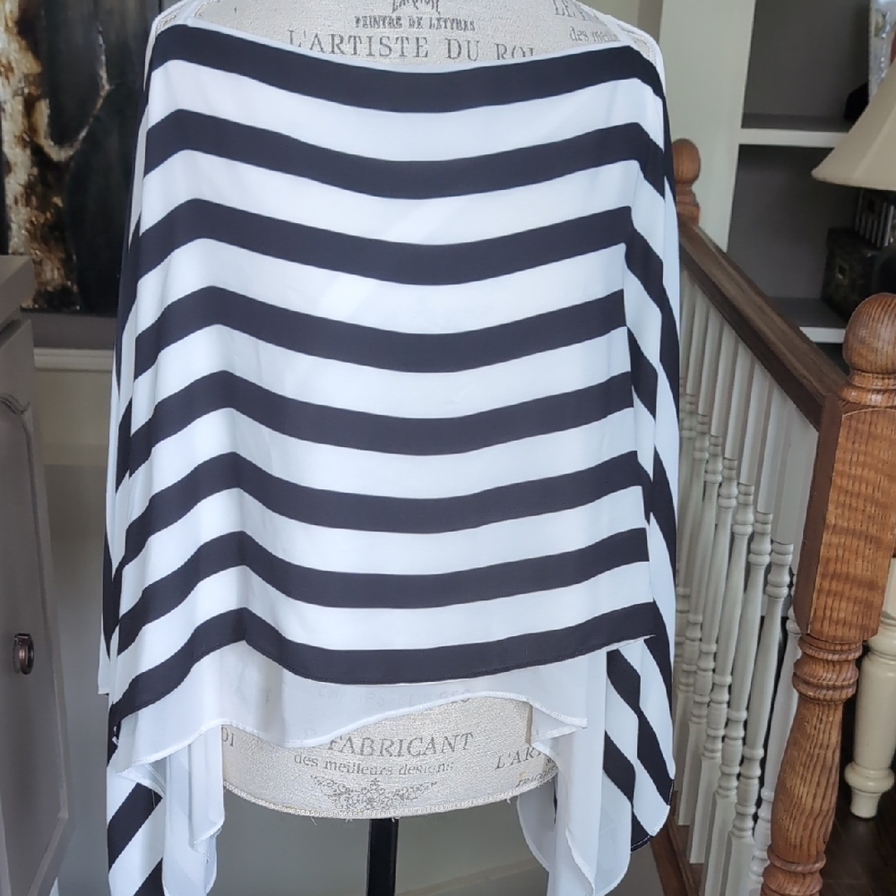 Frank Lyman Design Striped A-Line Top NWT